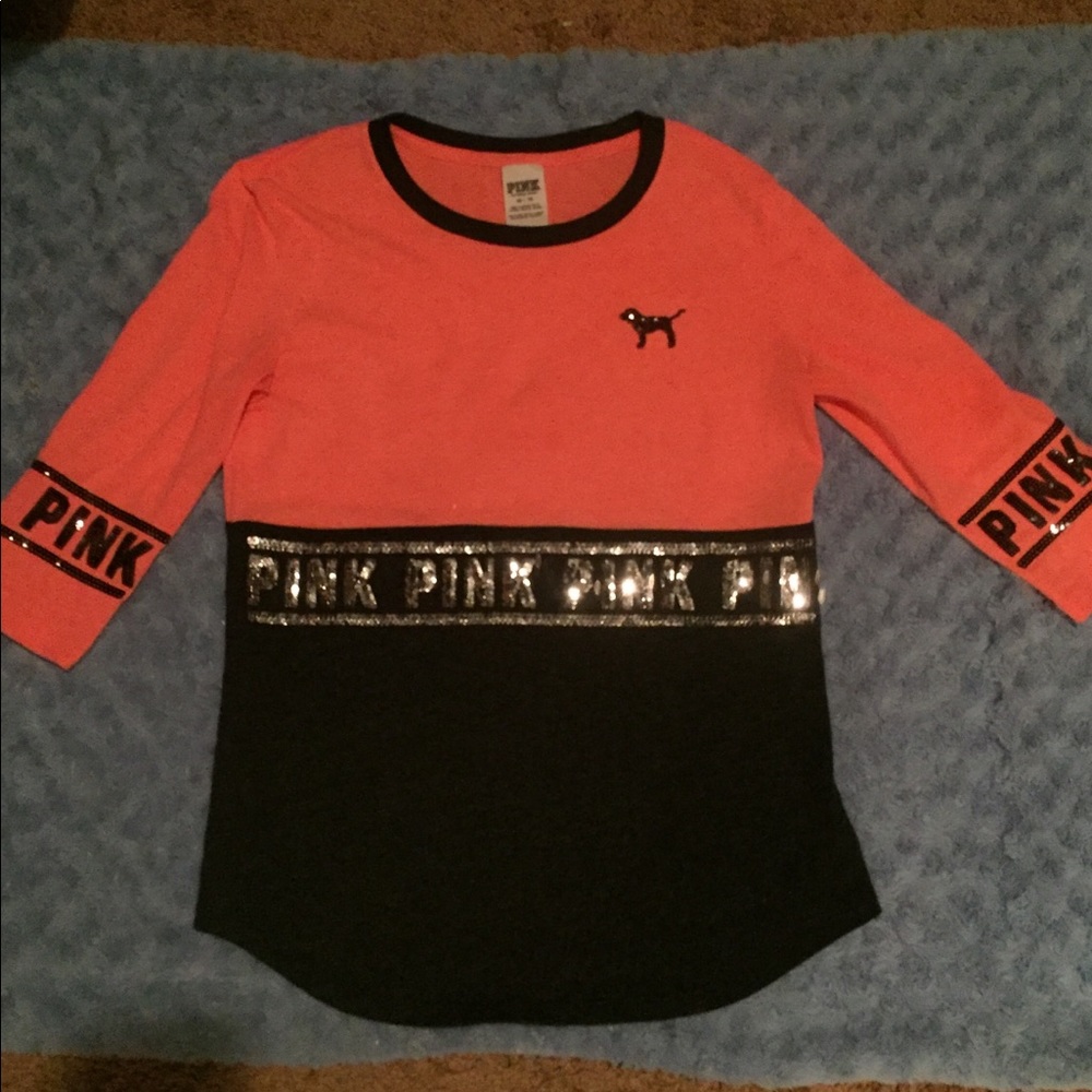 VS pink shirt